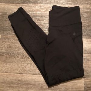 7/8 Athleta Leggings